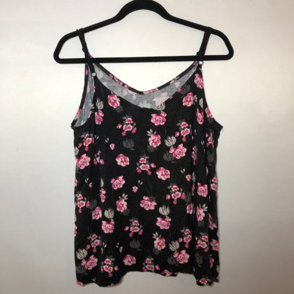 Torrid Black Floral Crochet Trim Tank Top Size 2 - Picture 7 of 8